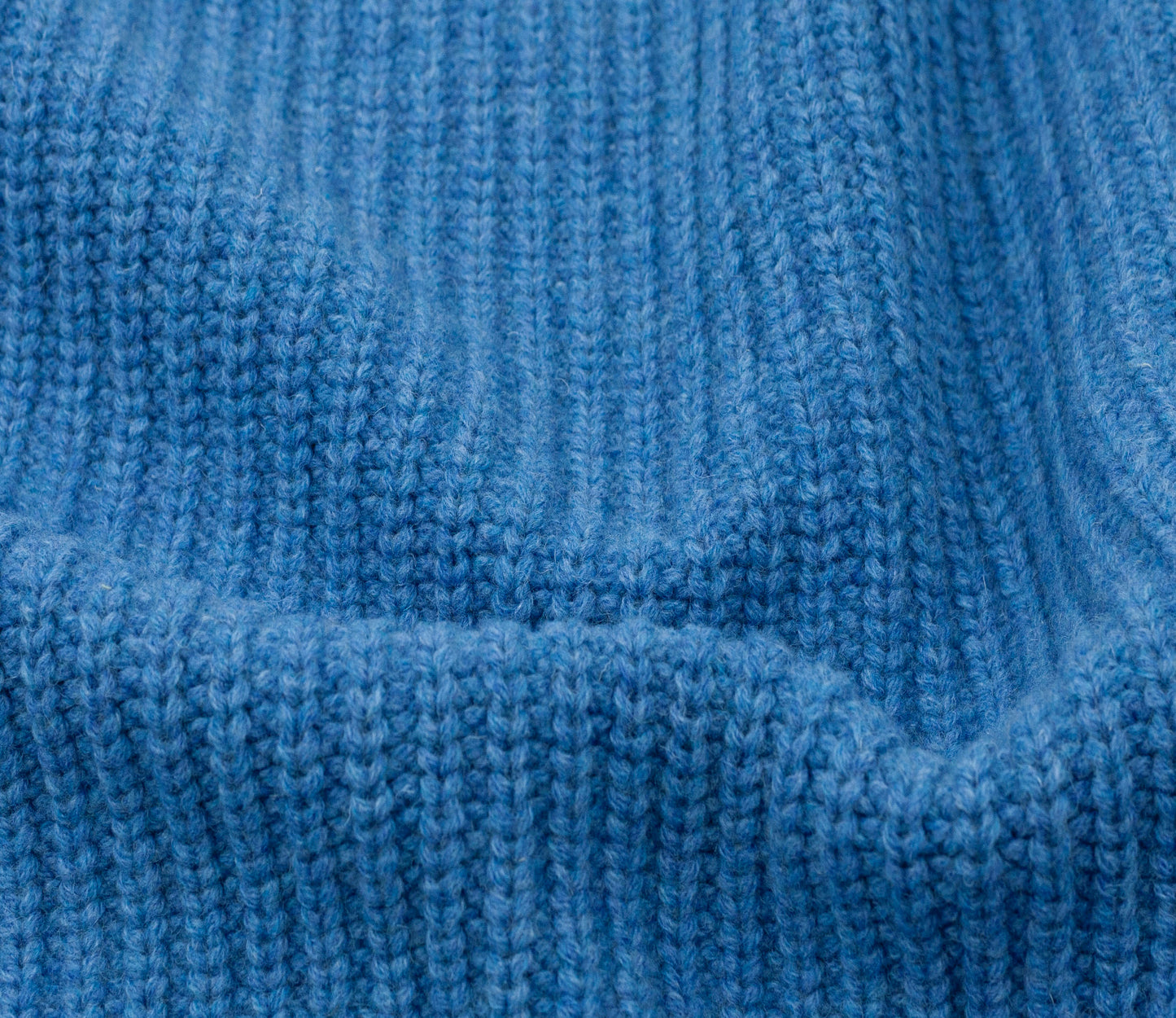 Chunky Wool Fisherman Crew Neck Jumper in Cornflower