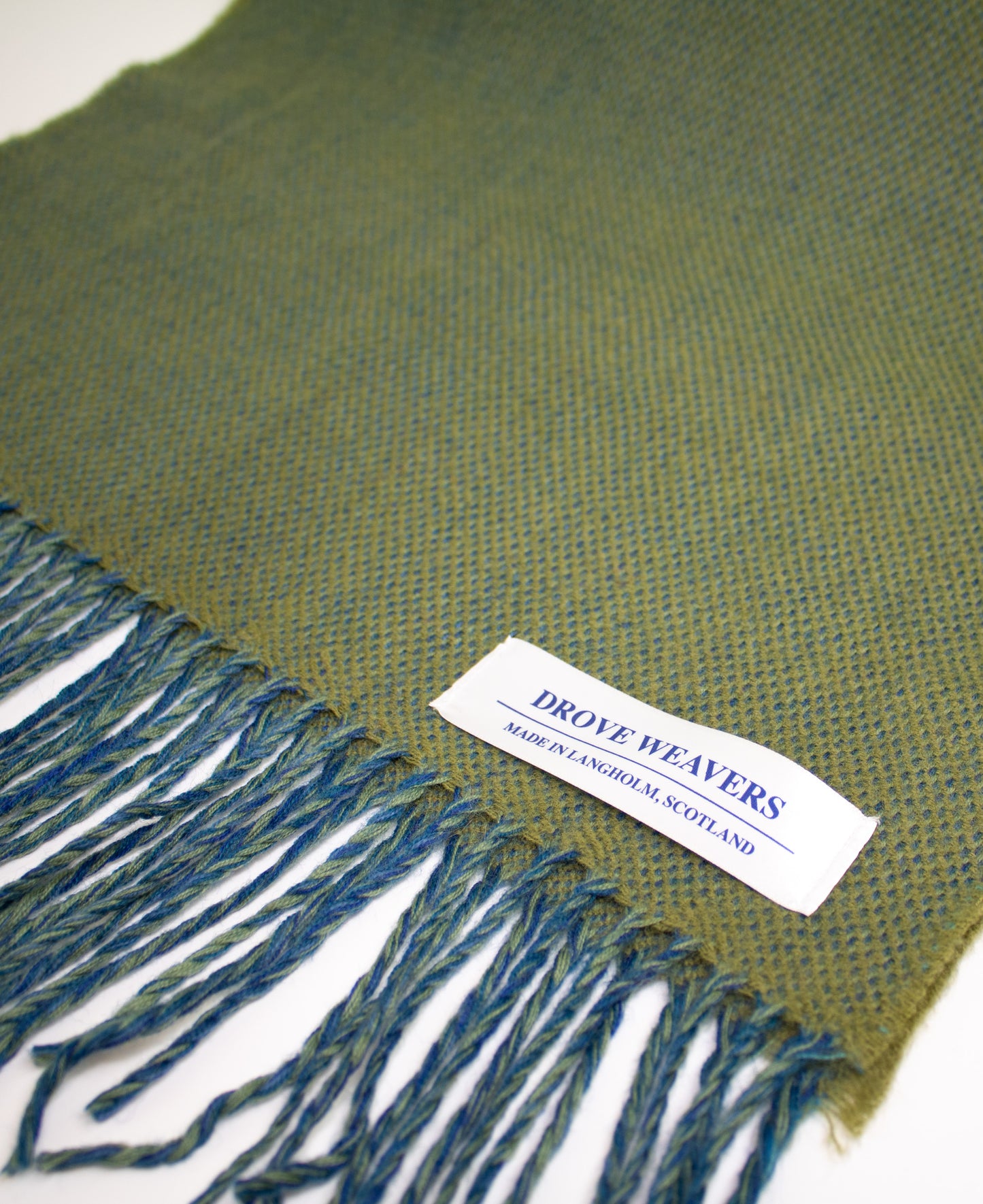Herringbone Cashmere Geelong Scarf in Moorland with Teal Warp