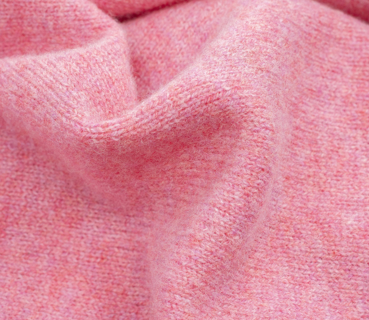 Mens Lambswool Crew Neck in Rosebud