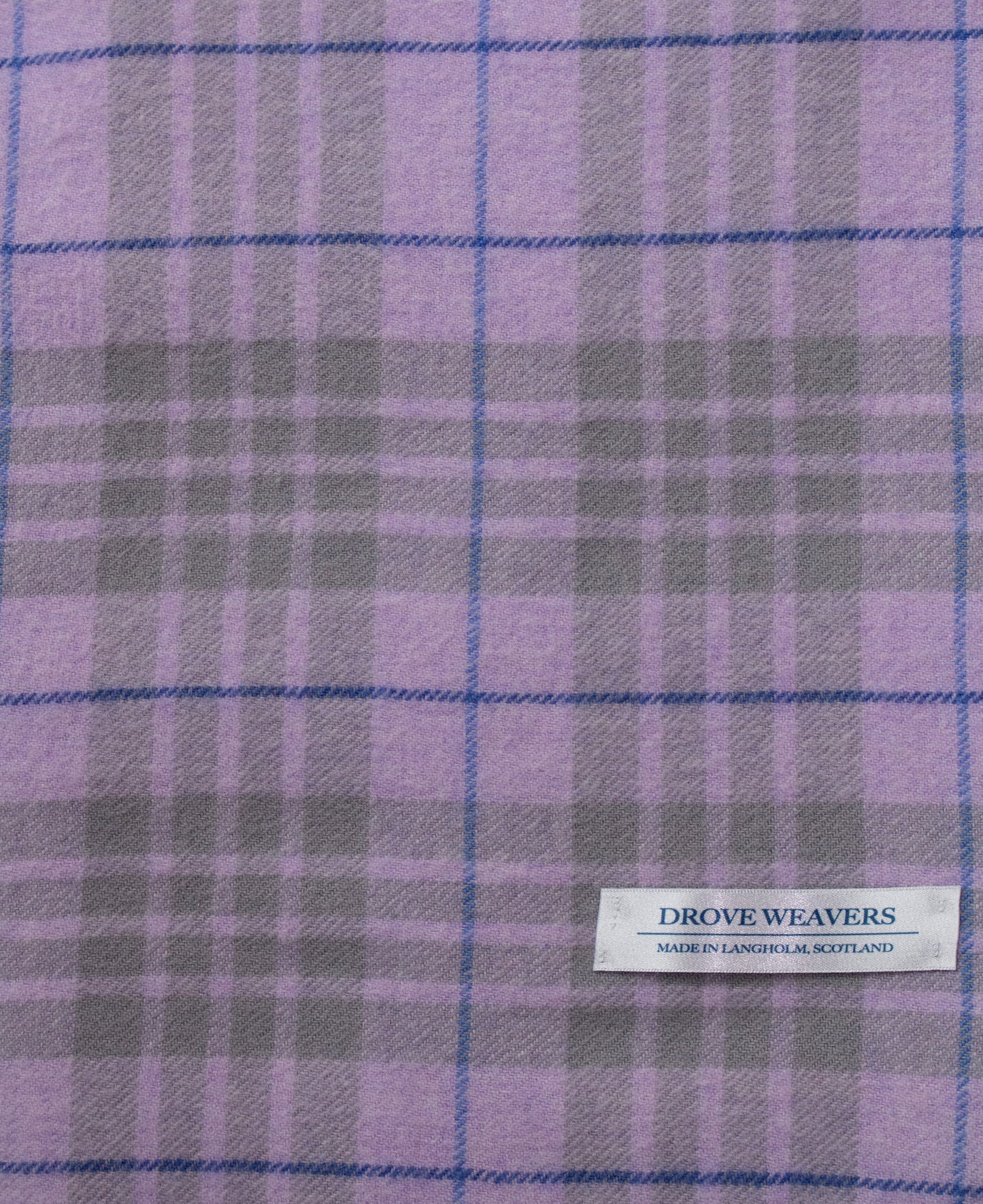 Lambswool Plaid Throw in Lilac