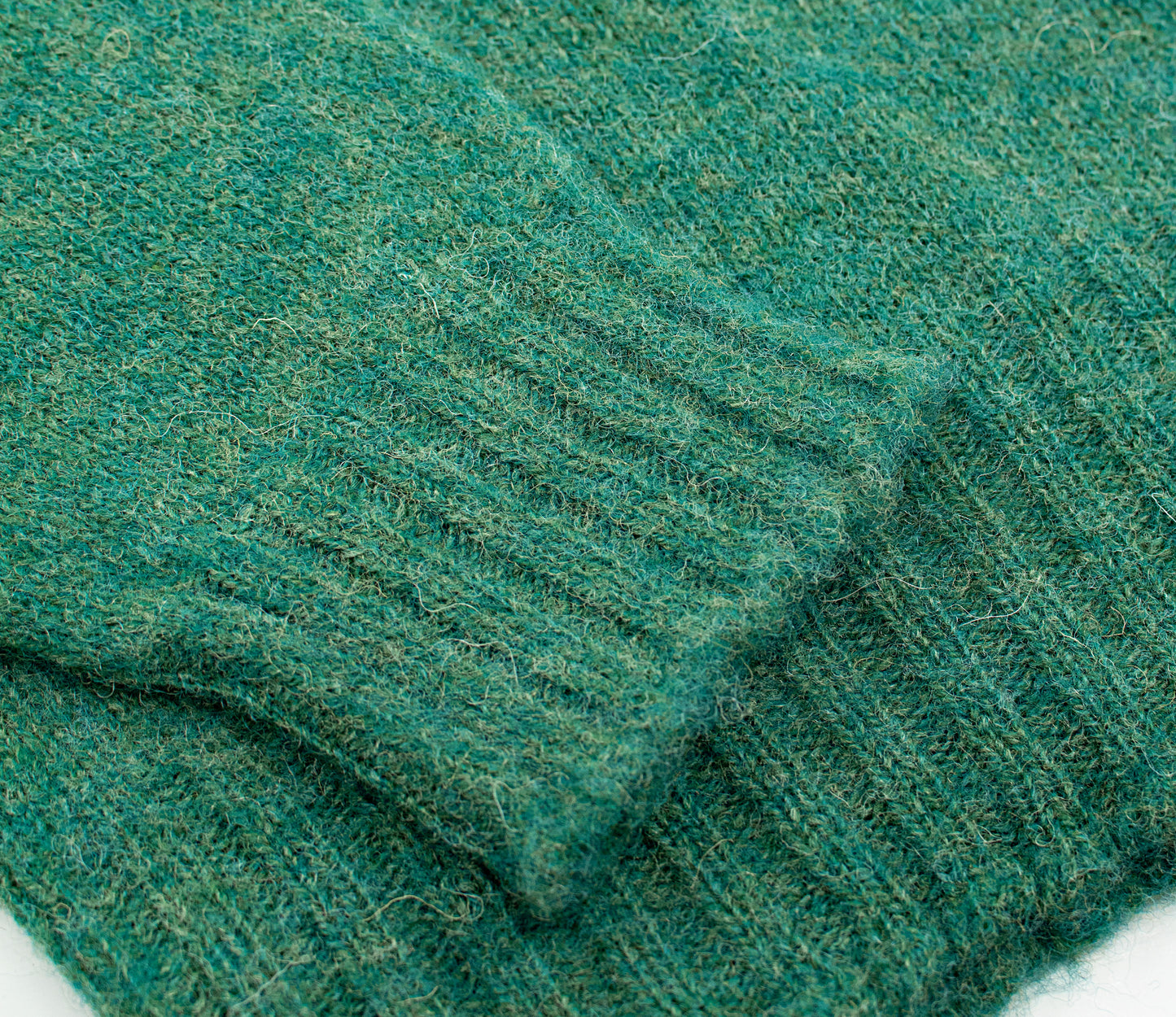 Classic Shetland Crew Neck Jumper in Jade