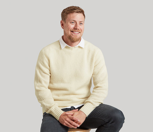 Classic Shetland Crew Neck Jumper in Ecru