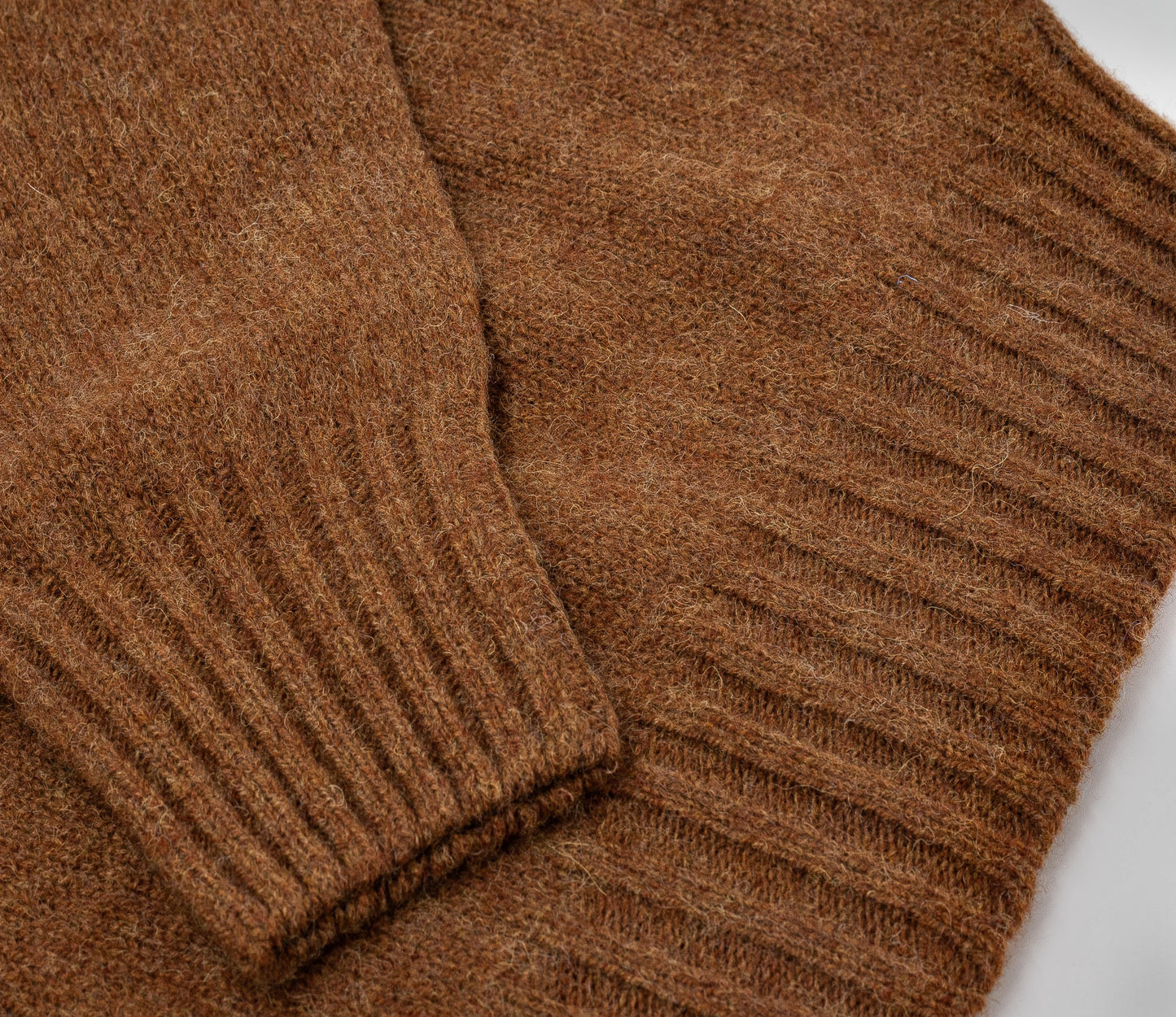 Classic Shetland Crew Neck Jumper in Vicuna