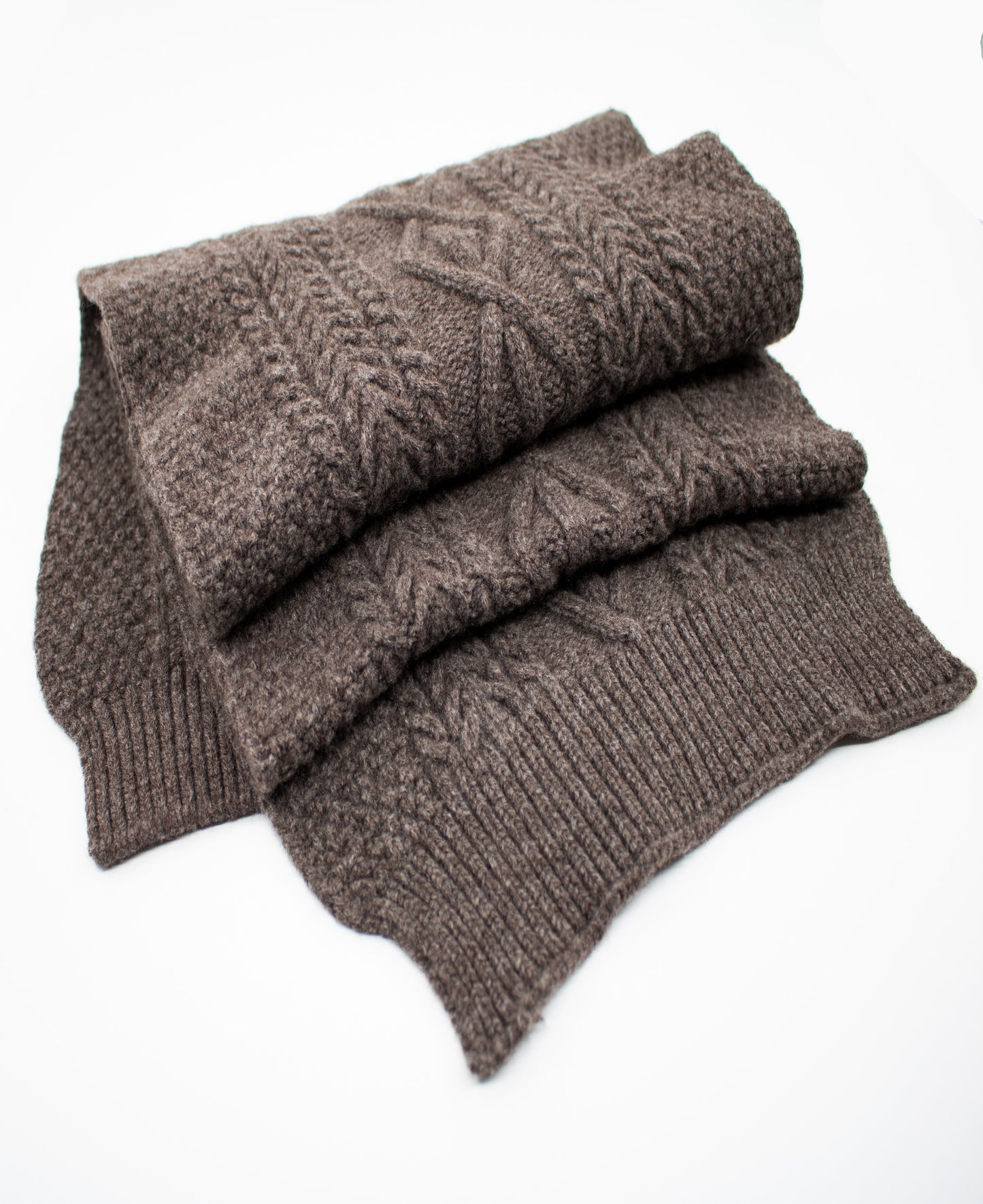 Cashmere & Merino Blend Aran Knitted Scarf in Coffee