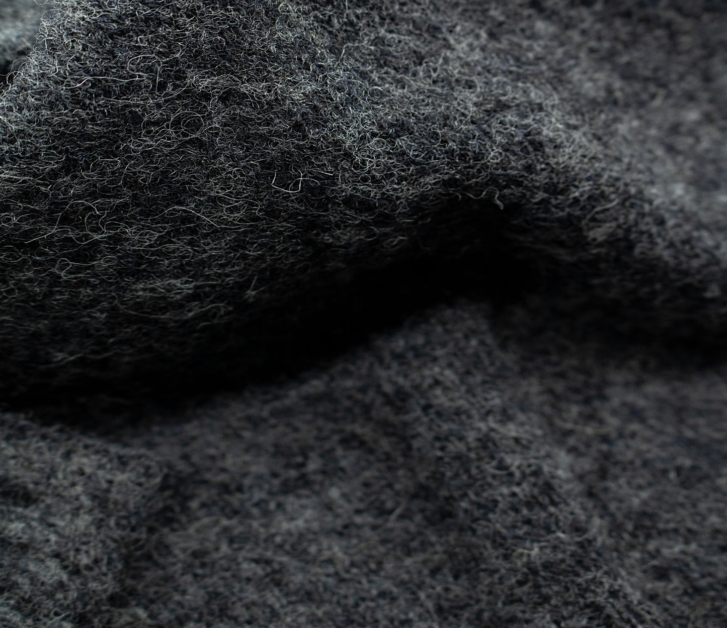 Classic Shetland Crew Neck Jumper in Graphite