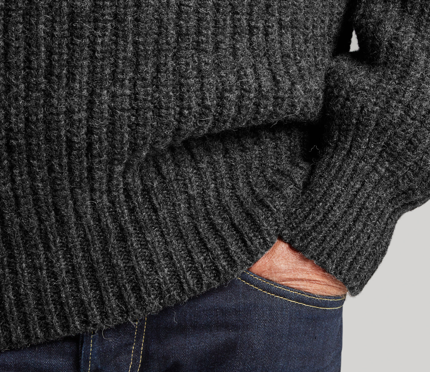 Chunky Wool Fisherman Crew Neck Jumper in Charcoal