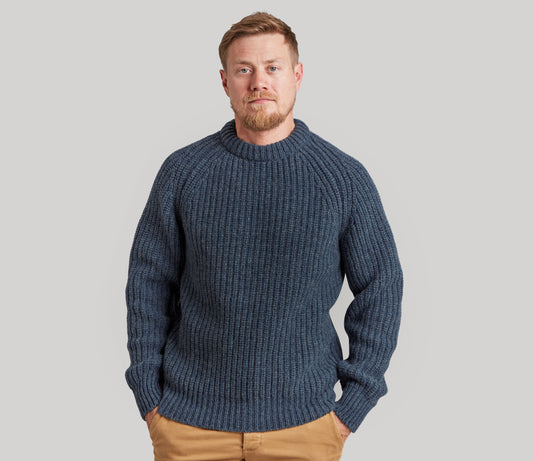 Chunky Wool Fisherman Crew Neck Jumper in Admirmal Blue