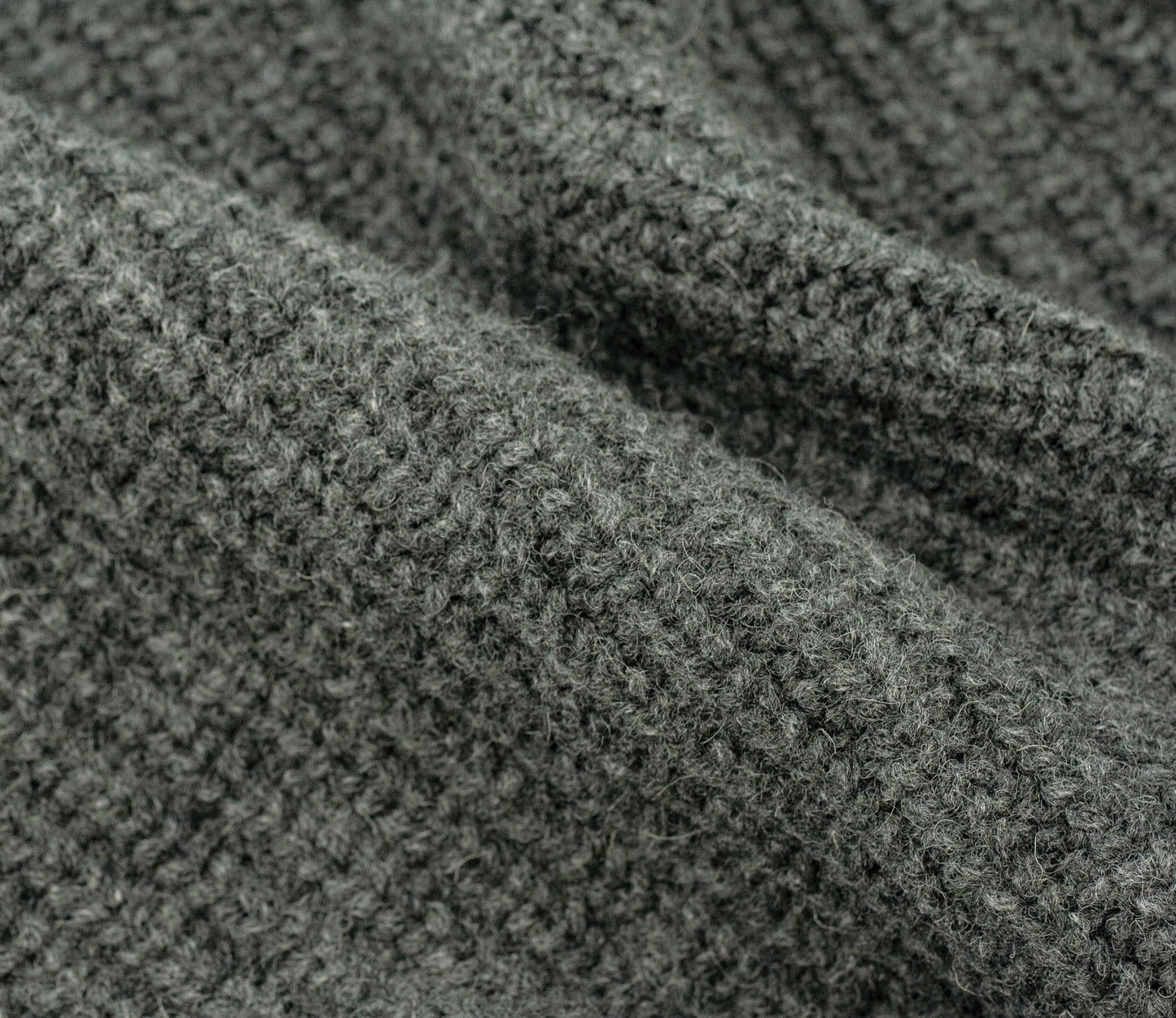 Chunky Wool Fisherman Crew Neck Jumper in Derby Grey