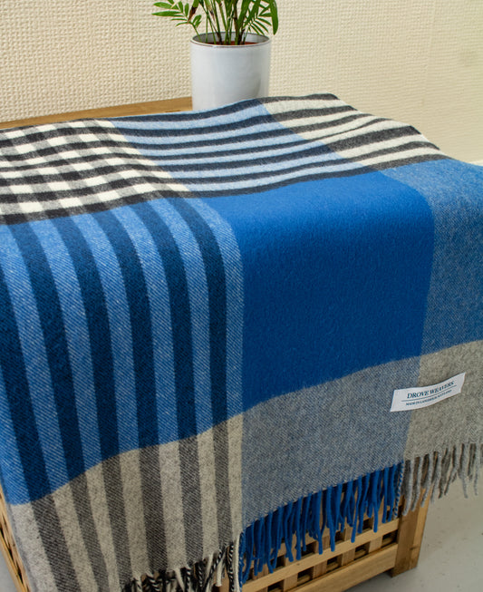 Lambswool Check Throw in Blue