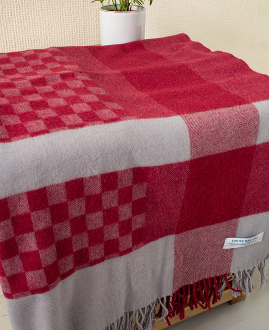Lambswool Check Throw in Red