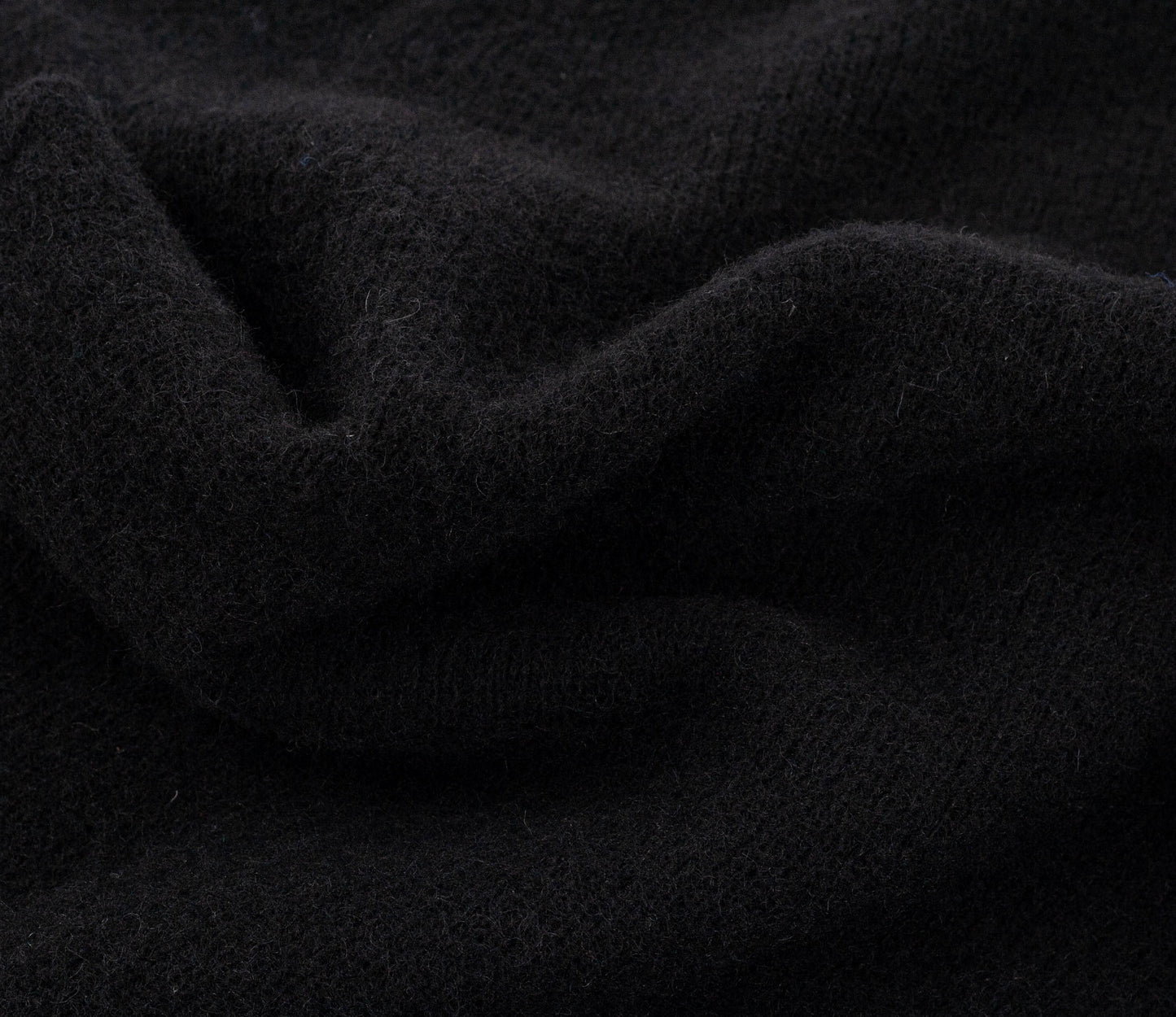 Saddle Shoulder Shetland Crew Neck Jumper in Black